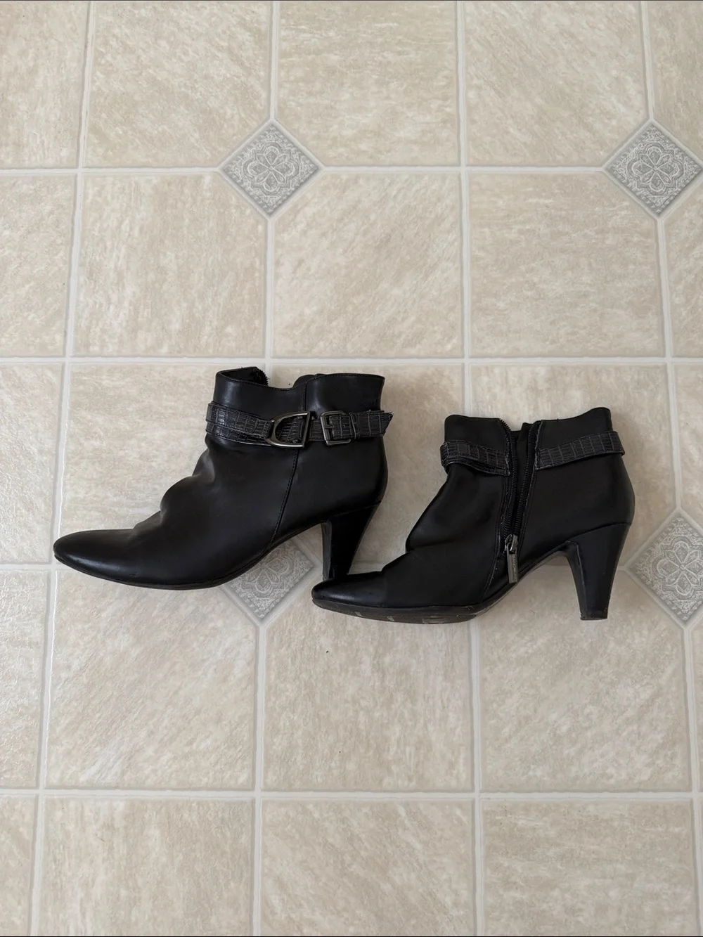 Bandolino Black Booties
